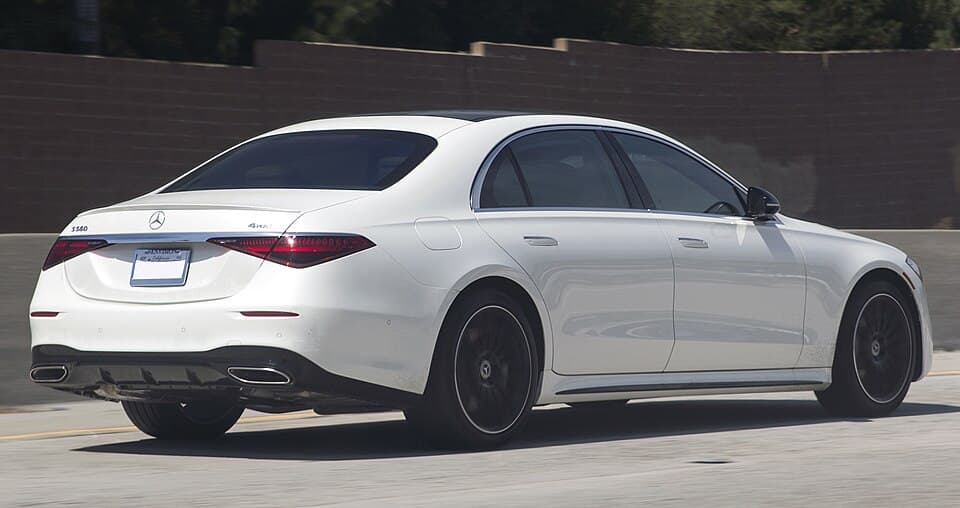 Mercedes-Benz S-Klasse 500 thumbnail 2